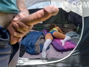 Chiếc váy đỏ gợi cảm của tôi hoàn hảo để khoe ra trước công chúng